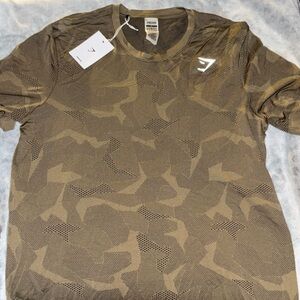 Gymshark sport seamless Tshirt NWT